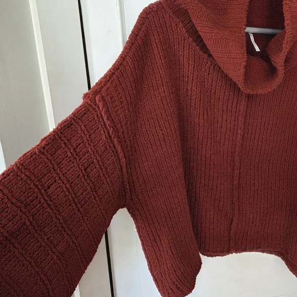 NWTs Free People Sweet Cranberry Be Yours Pullover Cowl Neck Sweater Cropped XL - Picture 6 of 9